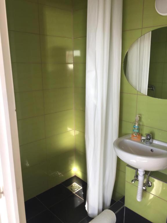 Milan Apartmanok Siófok Esterno foto