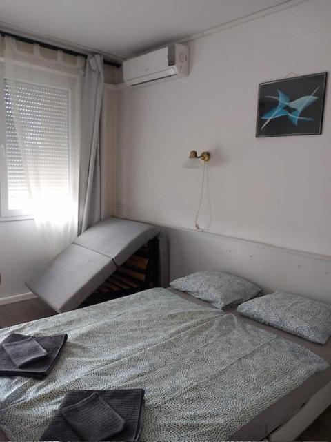 Milan Apartmanok Siófok Esterno foto