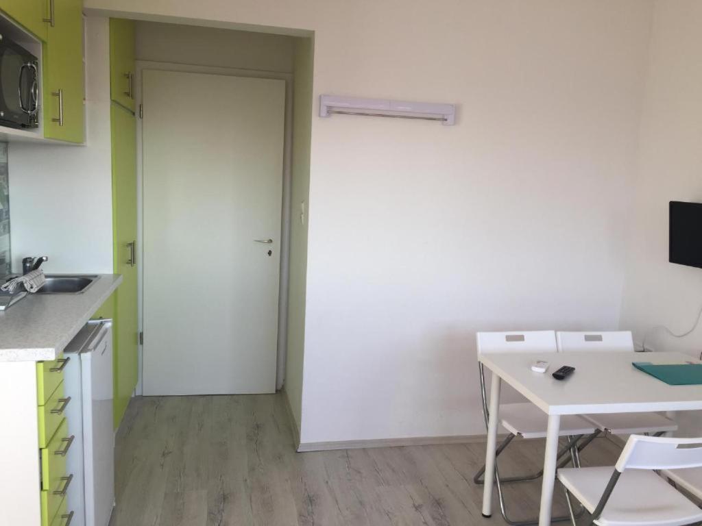 Milan Apartmanok Siófok Esterno foto