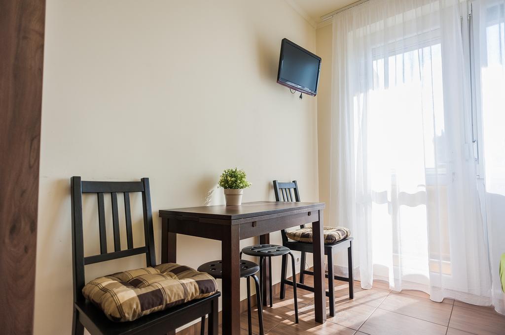 Milan Apartmanok Siófok Esterno foto