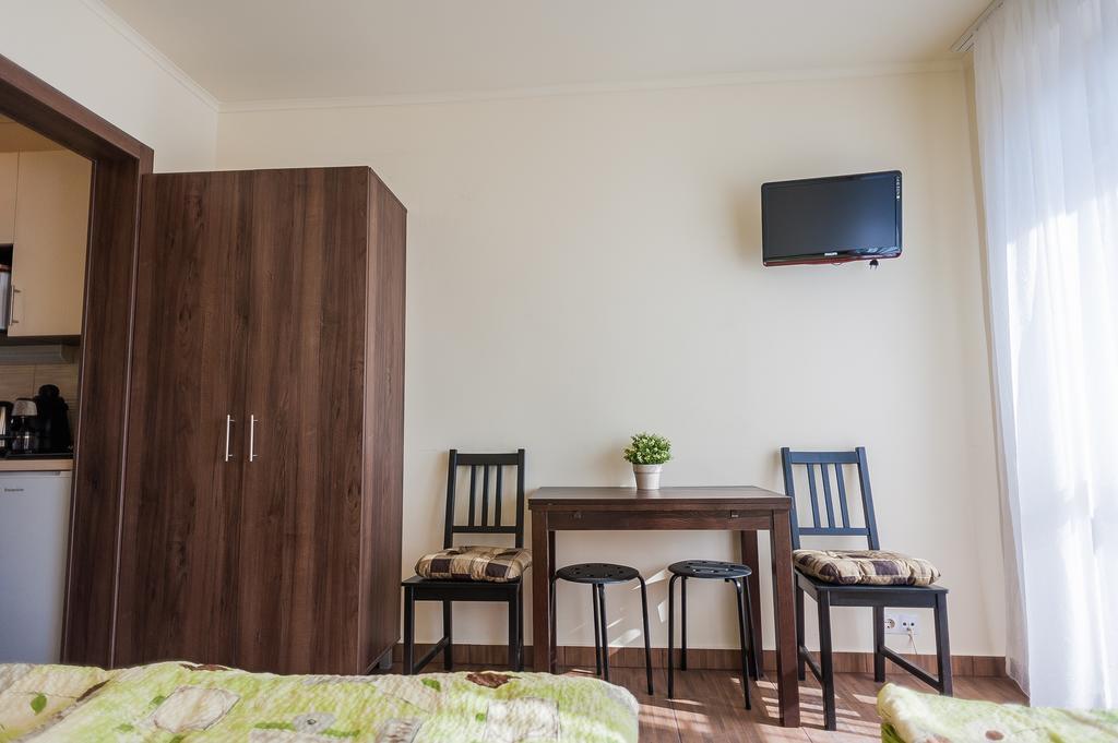 Milan Apartmanok Siófok Esterno foto
