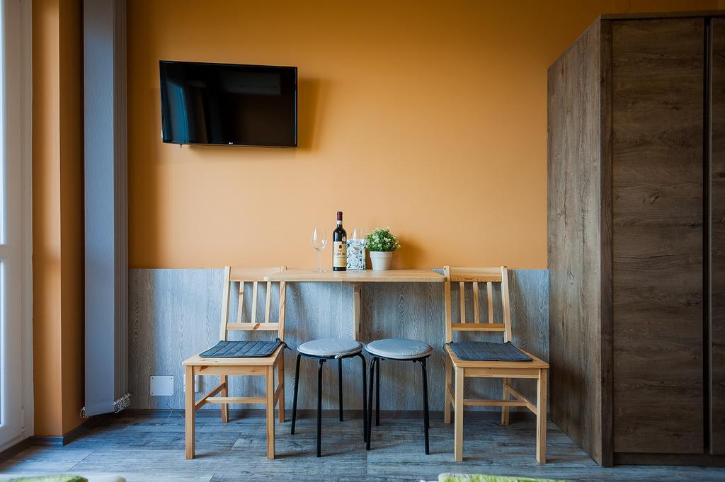 Milan Apartmanok Siófok Esterno foto
